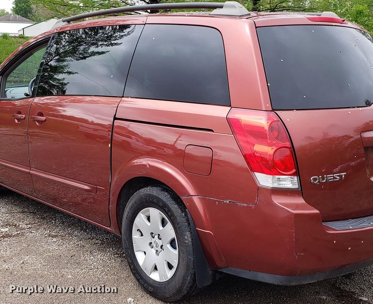 image for item EN9912 2005 Nissan Quest van