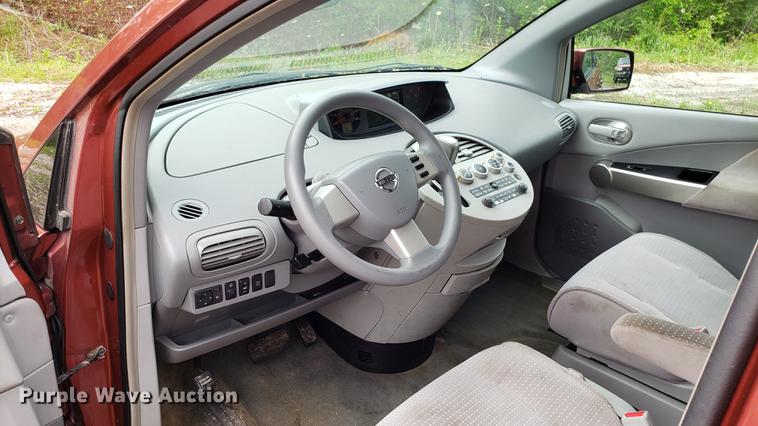 image for item EN9912 2005 Nissan Quest van