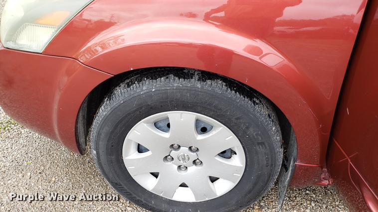 image for item EN9912 2005 Nissan Quest van