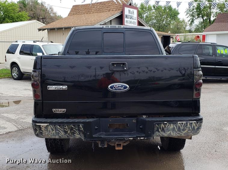 image for item EN9914 2004 Ford F150 SuperCrew pickup truck