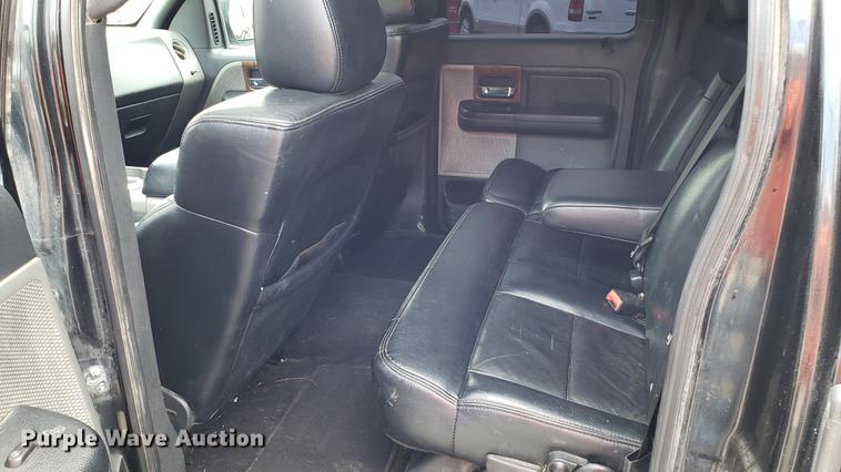 image for item EN9914 2004 Ford F150 SuperCrew pickup truck