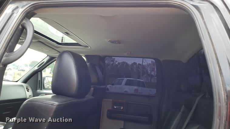 image for item EN9914 2004 Ford F150 SuperCrew pickup truck