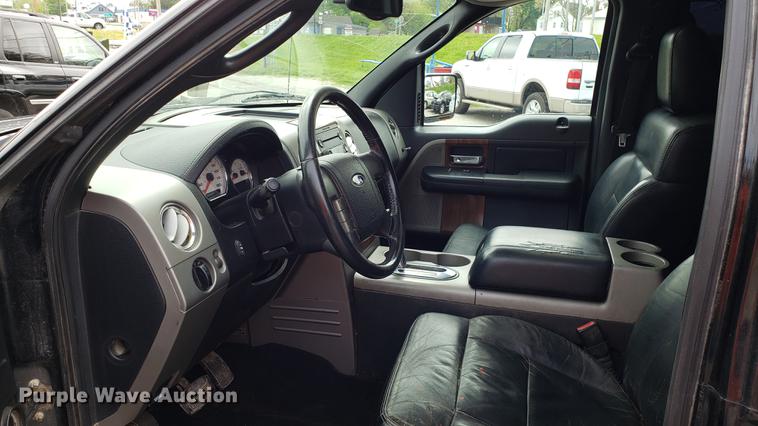 image for item EN9914 2004 Ford F150 SuperCrew pickup truck