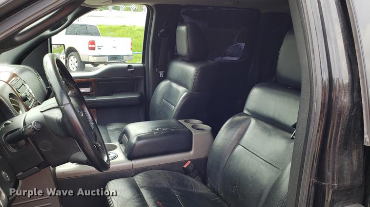 image for item EN9914 2004 Ford F150 SuperCrew pickup truck