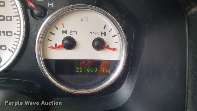 image for item EN9914 2004 Ford F150 SuperCrew pickup truck