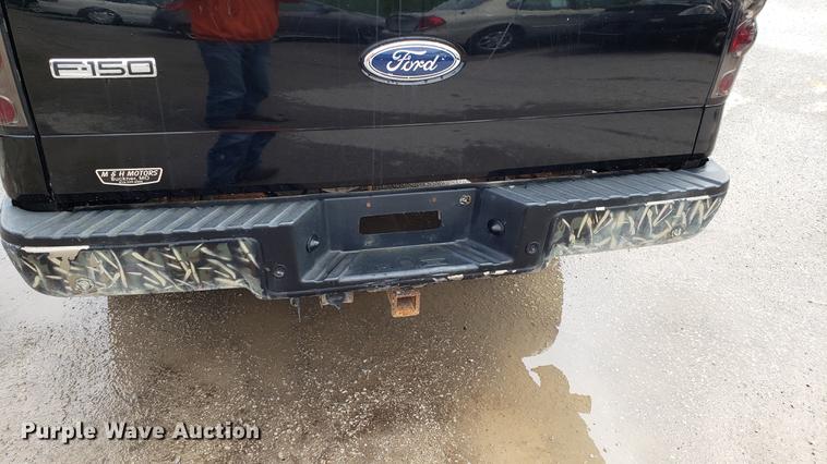 image for item EN9914 2004 Ford F150 SuperCrew pickup truck