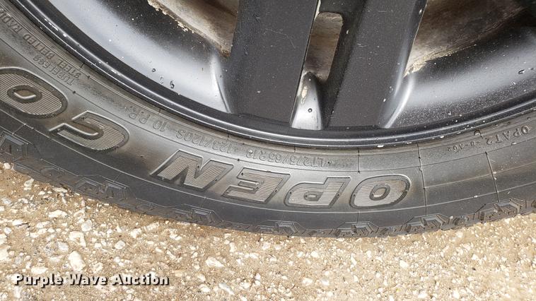 image for item EN9914 2004 Ford F150 SuperCrew pickup truck