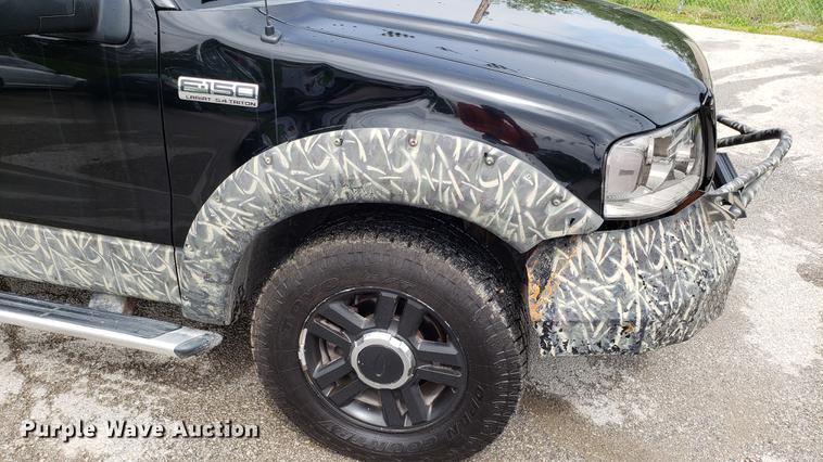 image for item EN9914 2004 Ford F150 SuperCrew pickup truck