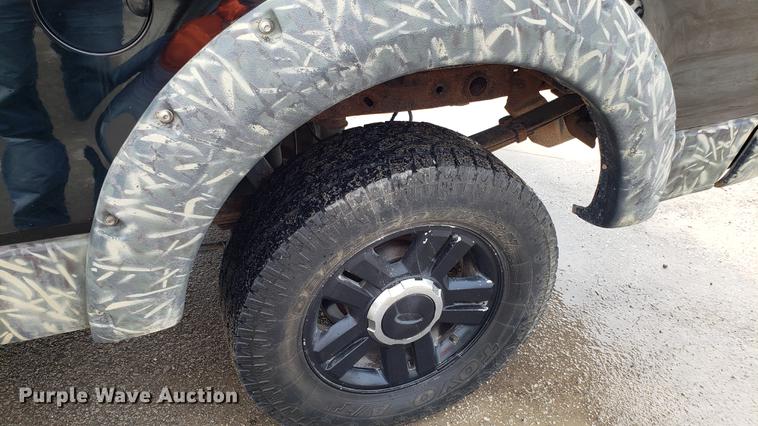 image for item EN9914 2004 Ford F150 SuperCrew pickup truck