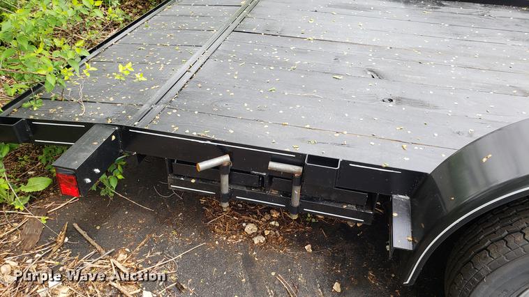 image for item EN9915 2019 Mid-america utility trailer