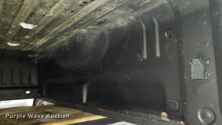 image for item EN9930 Chevrolet 3500 pickup truck bed