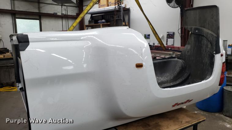 image for item EN9930 Chevrolet 3500 pickup truck bed