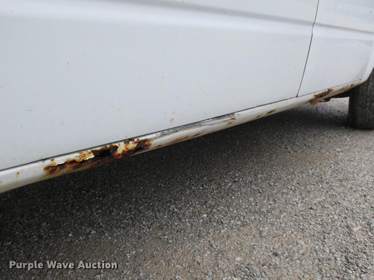 image for item EO9481 1990 Chevrolet Astro van