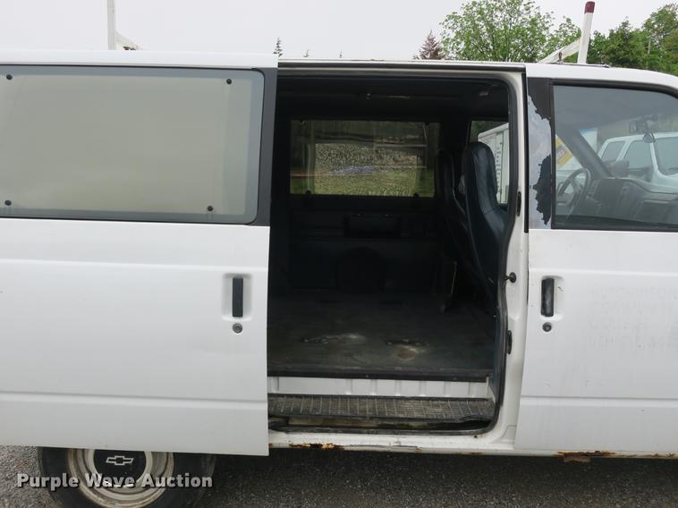 image for item EO9481 1990 Chevrolet Astro van