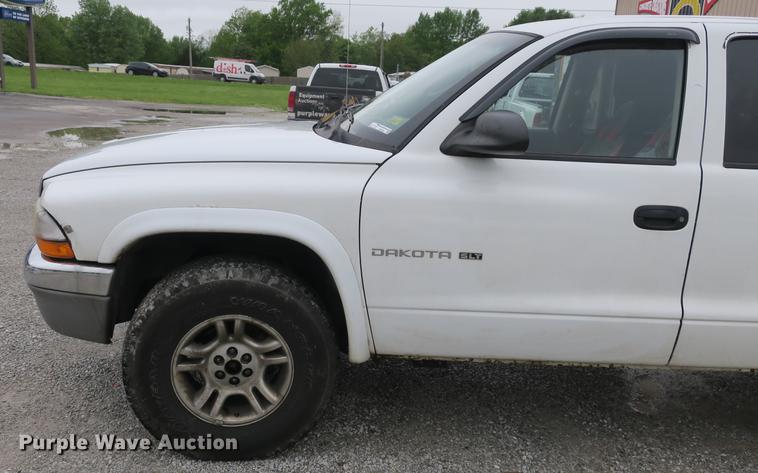 image for item EO9484 2001 Dodge Dakota SLT Quad Cab pickup truck