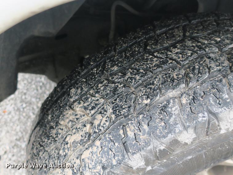 image for item EO9484 2001 Dodge Dakota SLT Quad Cab pickup truck