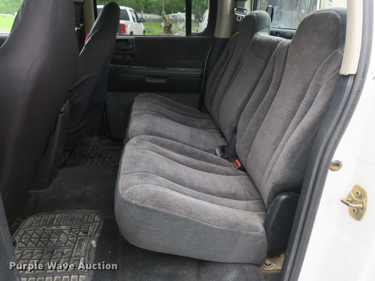 image for item EO9484 2001 Dodge Dakota SLT Quad Cab pickup truck