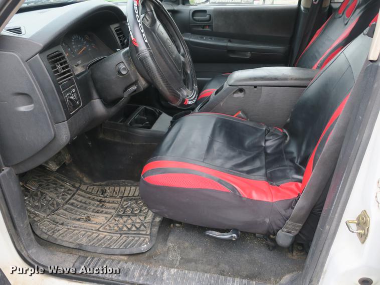 image for item EO9484 2001 Dodge Dakota SLT Quad Cab pickup truck