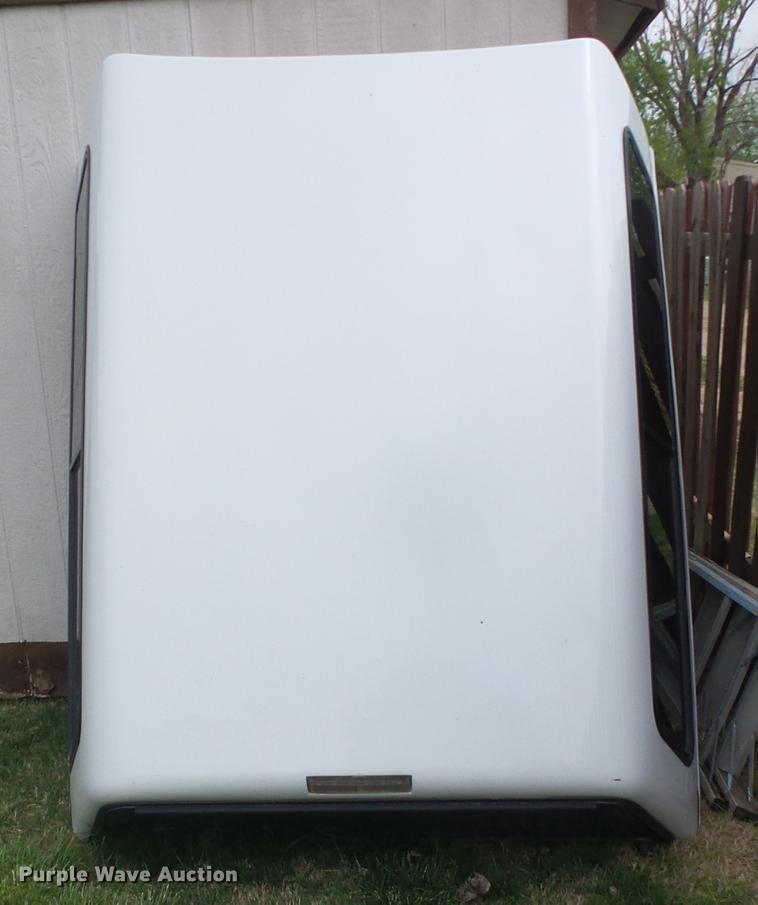 image for item EQ9085 ARE topper