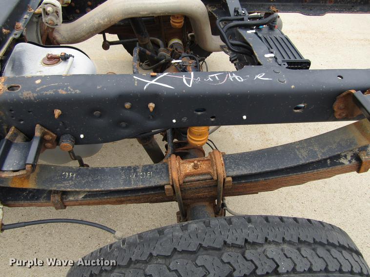 image for item EU9624 2014 Ford F350 Super Duty pickup truck cab and chassis