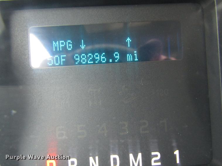 image for item EU9624 2014 Ford F350 Super Duty pickup truck cab and chassis