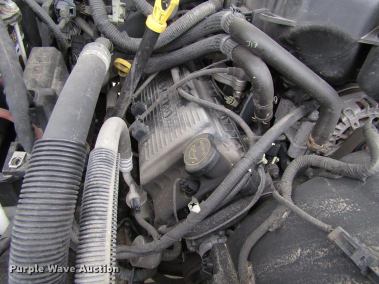 image for item EU9624 2014 Ford F350 Super Duty pickup truck cab and chassis