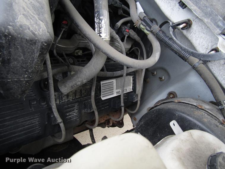 image for item EU9624 2014 Ford F350 Super Duty pickup truck cab and chassis