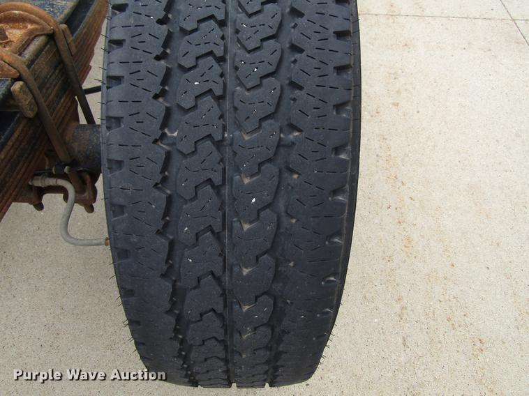 image for item EU9624 2014 Ford F350 Super Duty pickup truck cab and chassis