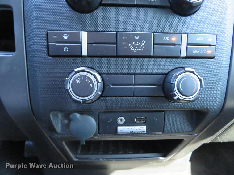 image for item EV9637 2014 Ford F150 STX SuperCrew pickup truck