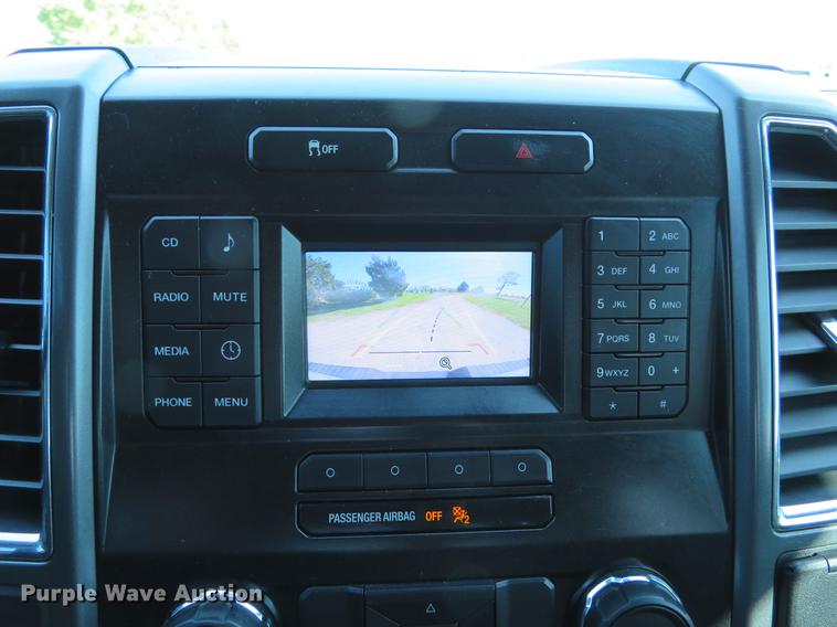 image for item EV9639 2015 Ford F150 XLT SuperCrew pickup truck