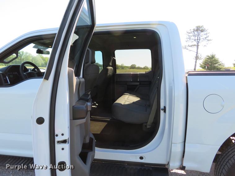 image for item EV9639 2015 Ford F150 XLT SuperCrew pickup truck