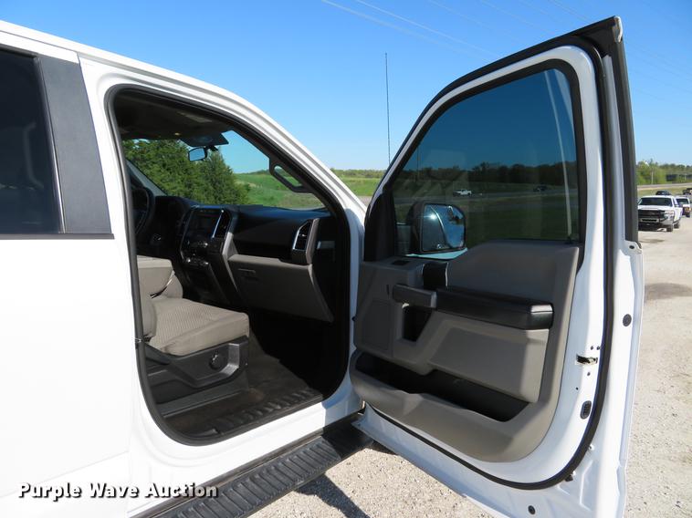 image for item EV9639 2015 Ford F150 XLT SuperCrew pickup truck