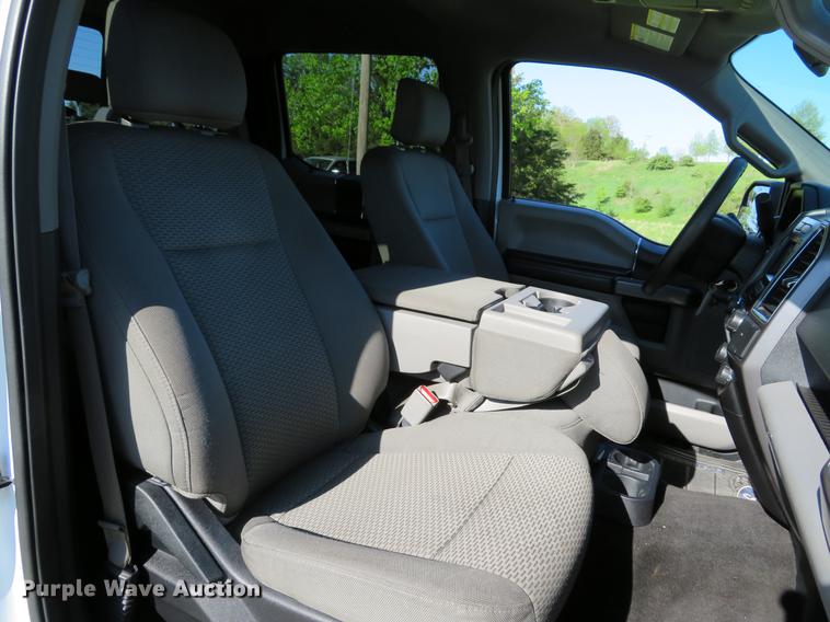 image for item EV9639 2015 Ford F150 XLT SuperCrew pickup truck