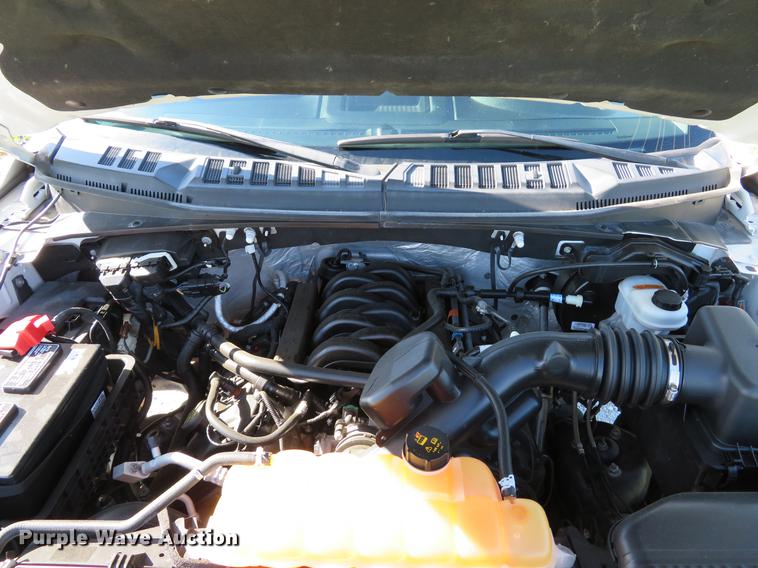 image for item EV9639 2015 Ford F150 XLT SuperCrew pickup truck