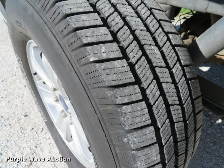 image for item EV9639 2015 Ford F150 XLT SuperCrew pickup truck