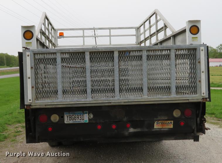 image for item EV9641 2003 Ford F350 Super Duty XL utility bed pickup truck