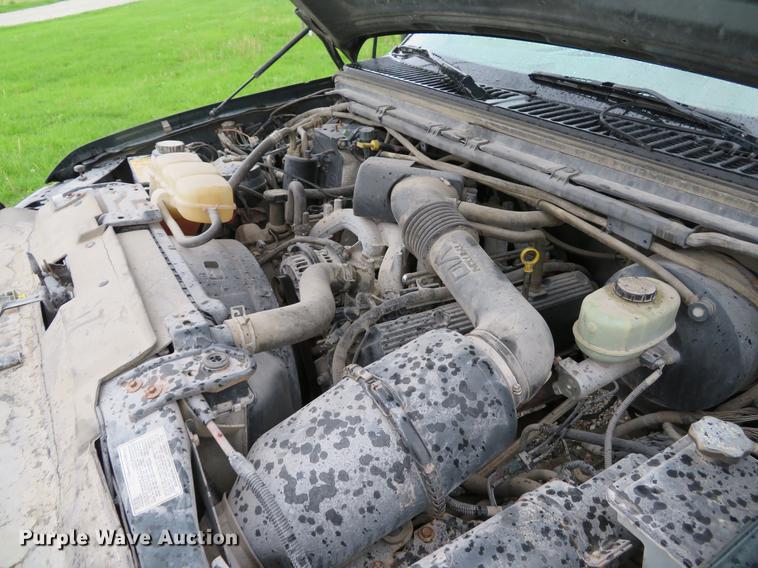 image for item EV9641 2003 Ford F350 Super Duty XL utility bed pickup truck