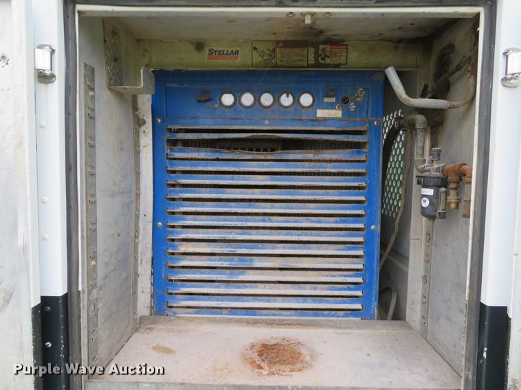 image for item EV9641 2003 Ford F350 Super Duty XL utility bed pickup truck