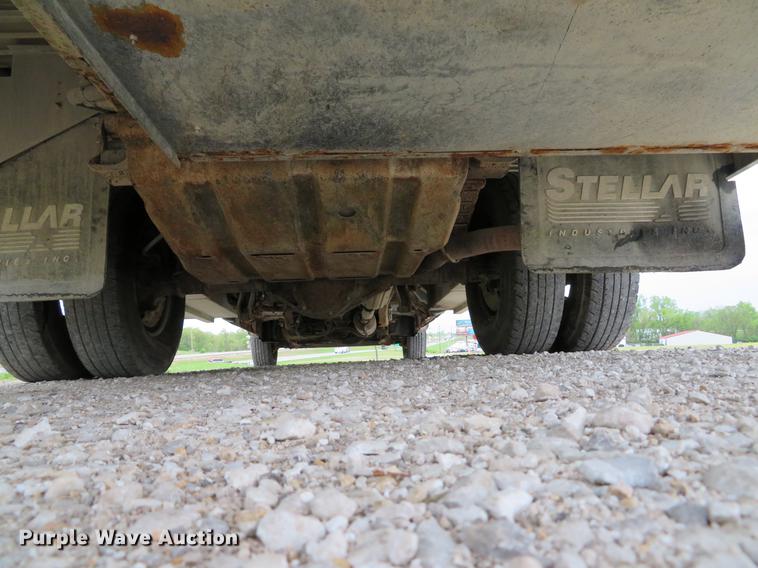 image for item EV9641 2003 Ford F350 Super Duty XL utility bed pickup truck