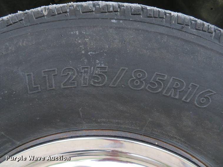 image for item EV9641 2003 Ford F350 Super Duty XL utility bed pickup truck