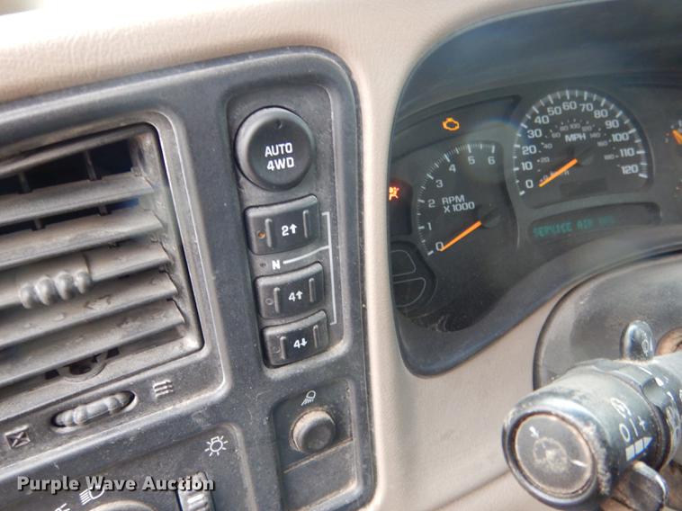 image for item FA9277 2005 Chevrolet Silverado 1500 Ext. Cab pickup truck