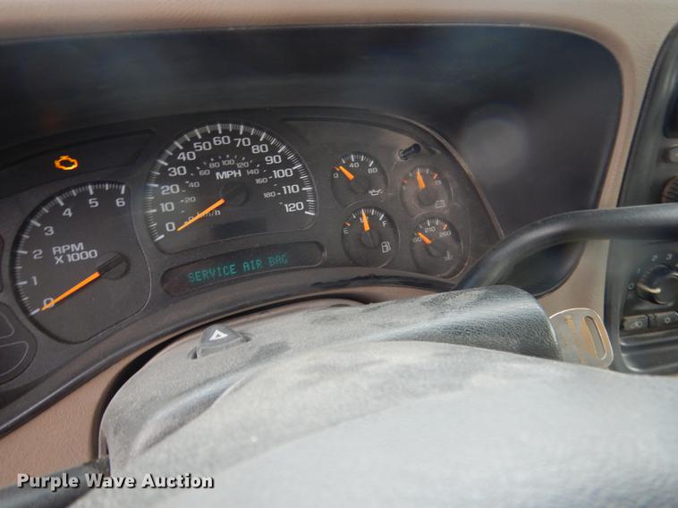 image for item FA9277 2005 Chevrolet Silverado 1500 Ext. Cab pickup truck