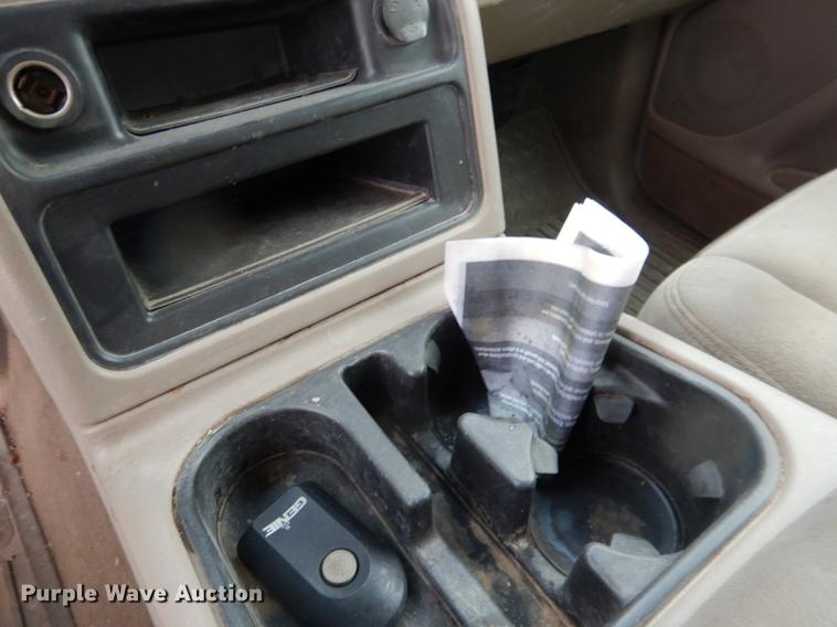 image for item FA9277 2005 Chevrolet Silverado 1500 Ext. Cab pickup truck