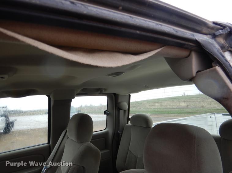 image for item FA9277 2005 Chevrolet Silverado 1500 Ext. Cab pickup truck