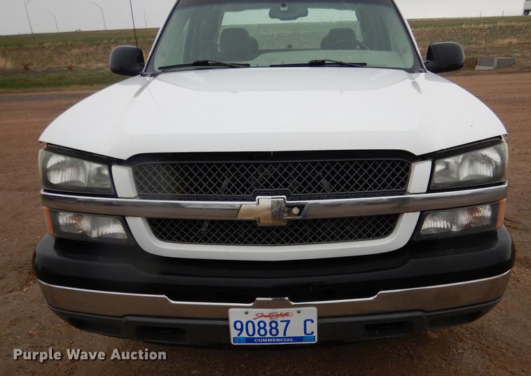 image for item FA9277 2005 Chevrolet Silverado 1500 Ext. Cab pickup truck