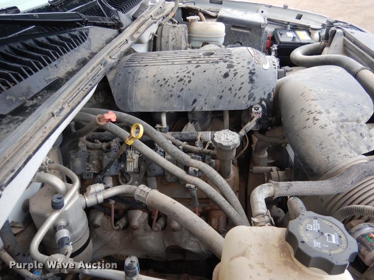 image for item FA9277 2005 Chevrolet Silverado 1500 Ext. Cab pickup truck