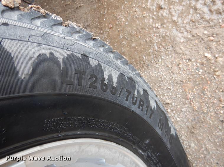 image for item FA9277 2005 Chevrolet Silverado 1500 Ext. Cab pickup truck