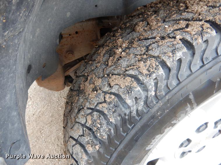 image for item FA9277 2005 Chevrolet Silverado 1500 Ext. Cab pickup truck