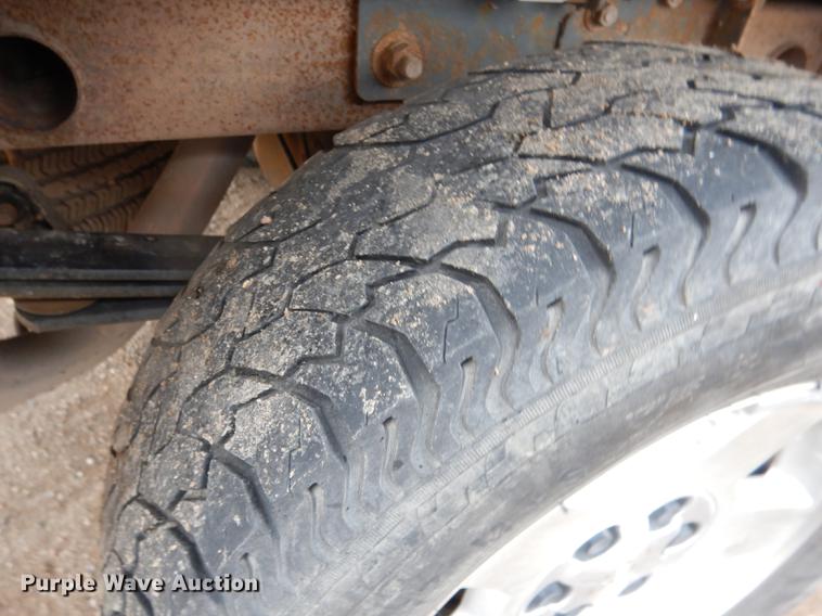 image for item FA9277 2005 Chevrolet Silverado 1500 Ext. Cab pickup truck