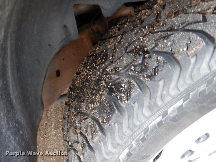 image for item FA9277 2005 Chevrolet Silverado 1500 Ext. Cab pickup truck